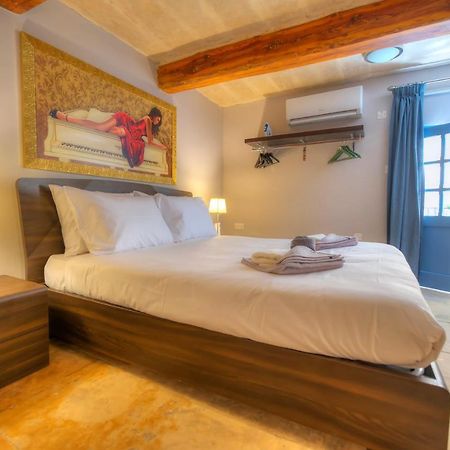 Romantic And Historical Maisonette In The Center Of Valletta Mbal1-1 Экстерьер фото