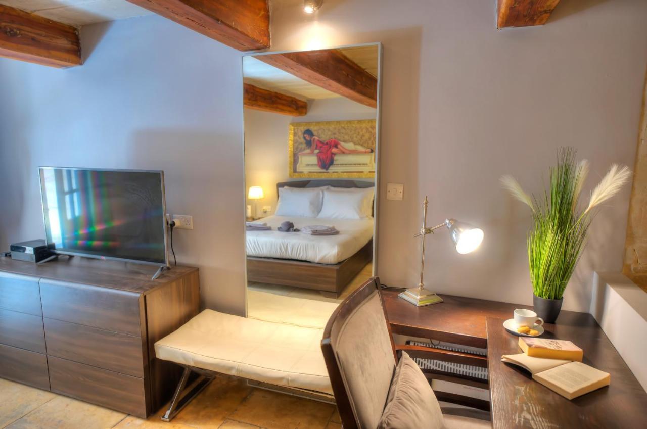 Romantic And Historical Maisonette In The Center Of Valletta Mbal1-1 Экстерьер фото