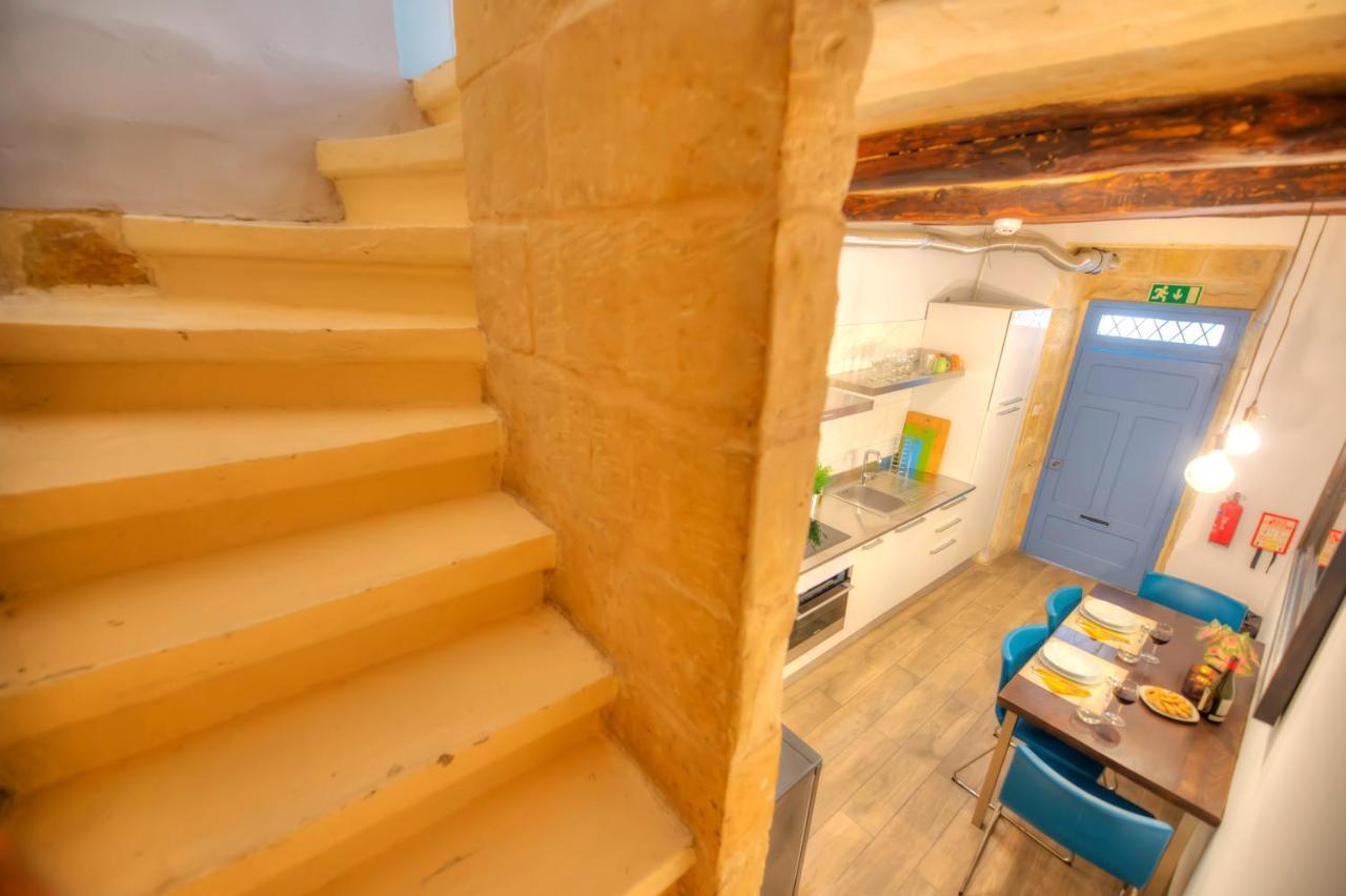 Romantic And Historical Maisonette In The Center Of Valletta Mbal1-1 Экстерьер фото