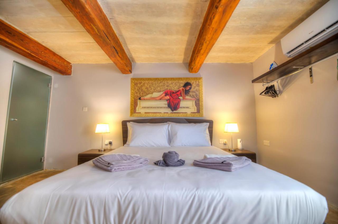 Romantic And Historical Maisonette In The Center Of Valletta Mbal1-1 Экстерьер фото